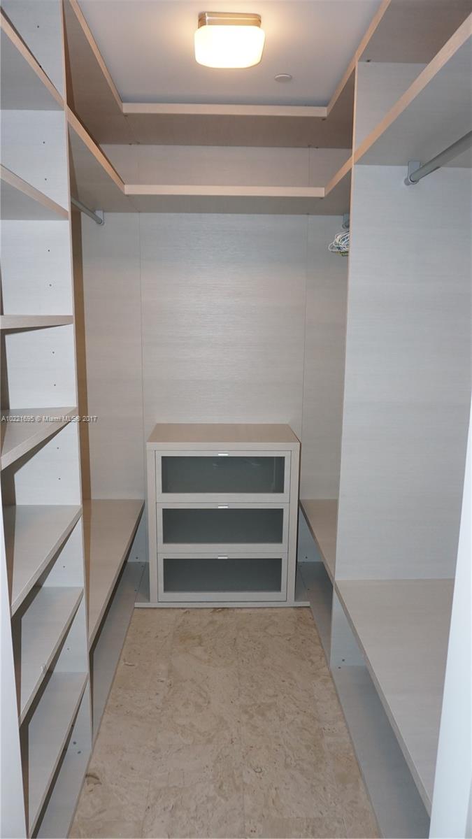 Reach Condo - Residential Lease