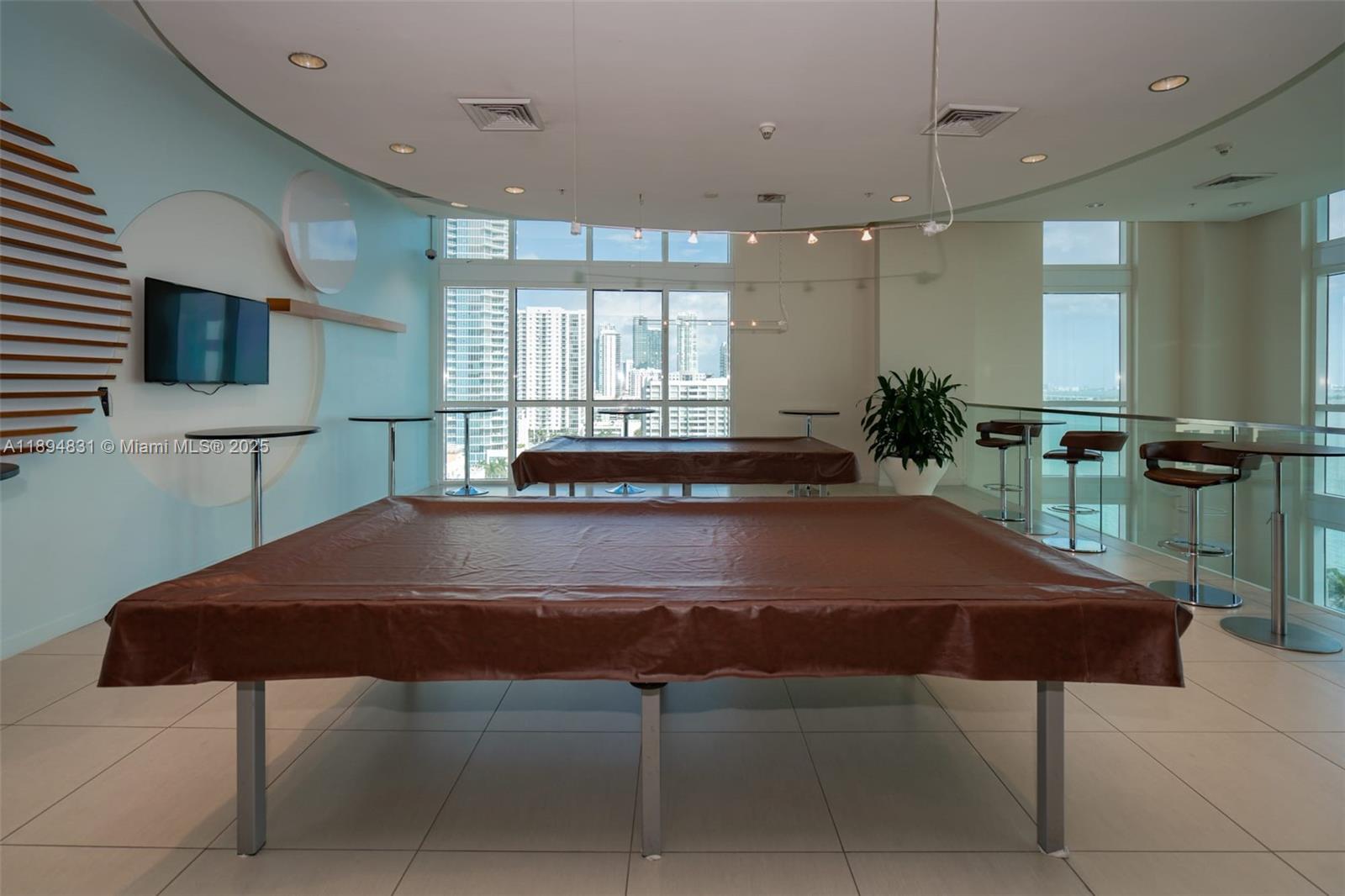 QUANTUM ON THE BAY CONDO - Residential Lease