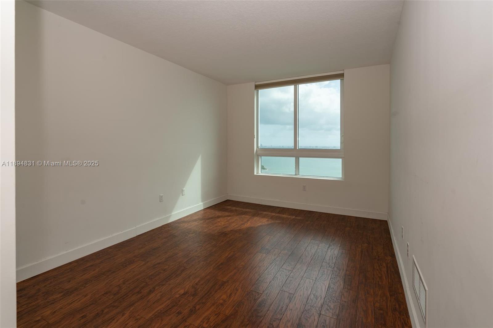 QUANTUM ON THE BAY CONDO - Residential Lease