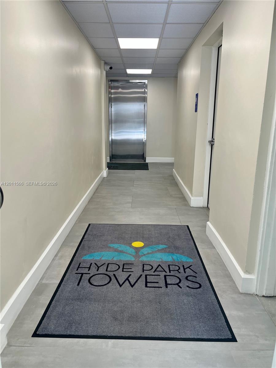 HYDE PARK TOWERS CONDO - Residential