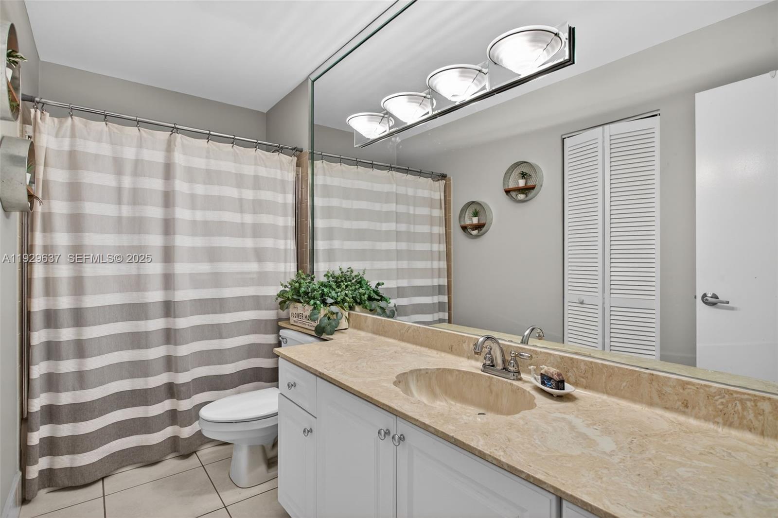 TARTAN COCONUT CREEK PHAS - Residential