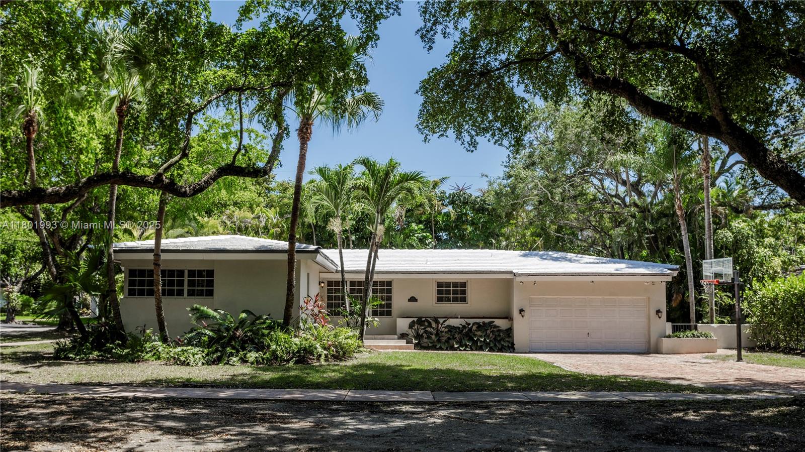 Property for Sale at 600 Santurce Ave, Coral Gables, Broward County, Florida - Bedrooms: 3 
Bathrooms: 2  - $2,100,000