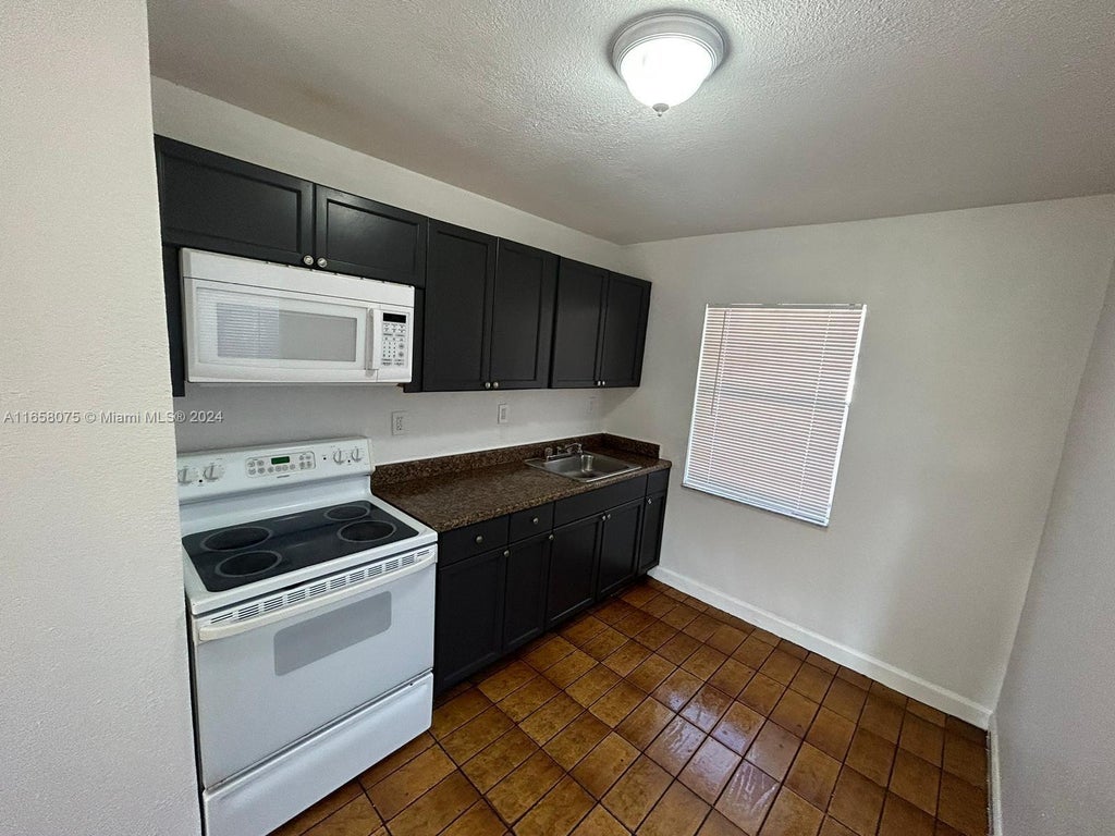 Photo of 244 NW 14th St #3, Pompano Beach, FL 33060 (MLS # A11658075)