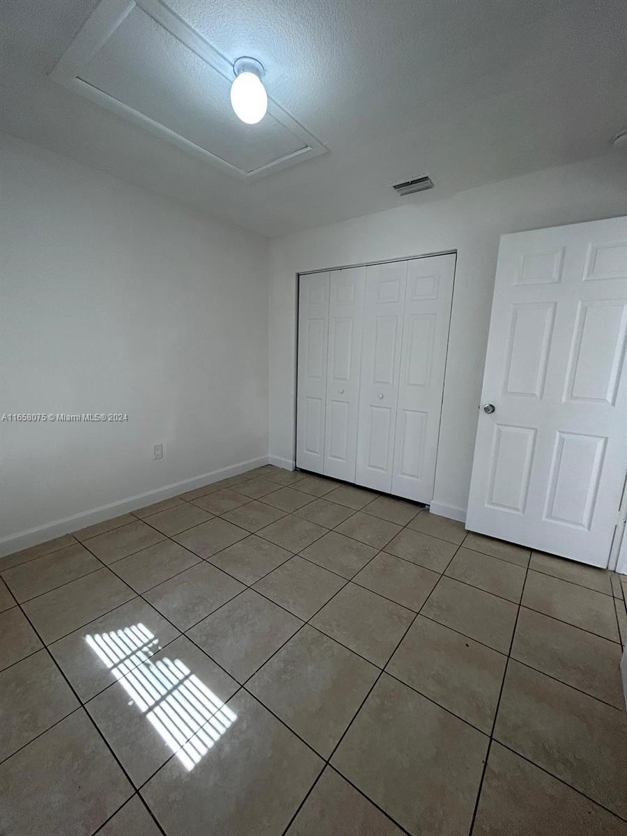 POMPANO TERRACE - Residential Lease