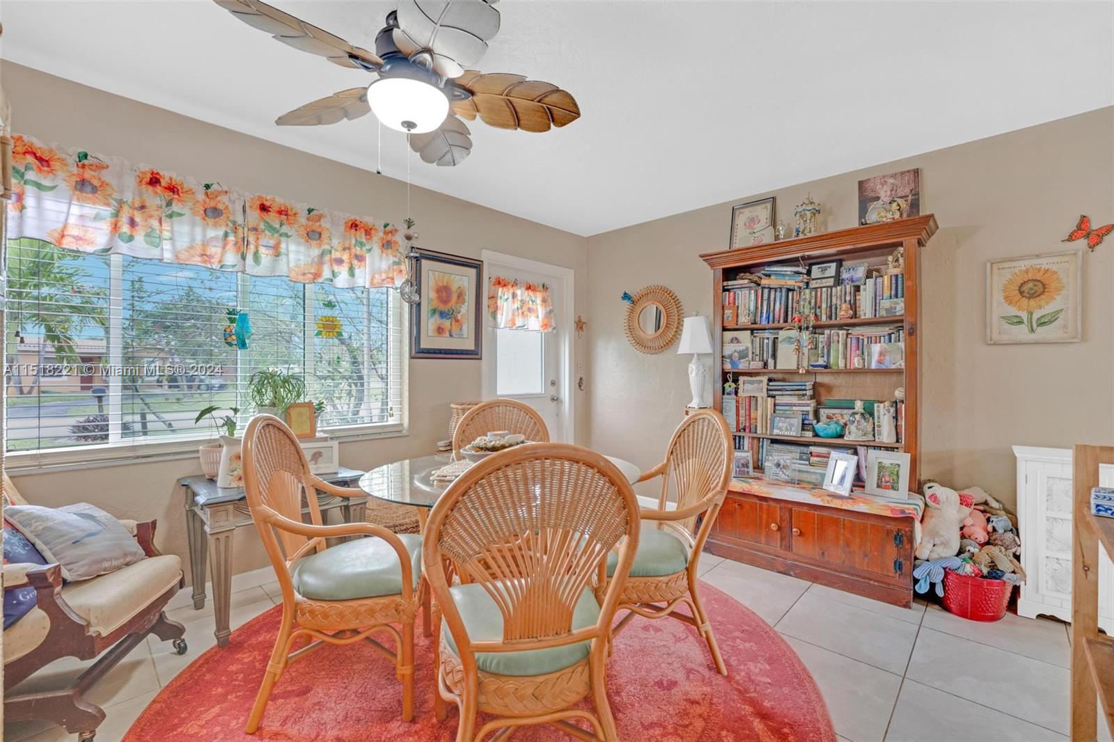 COLLIER MANOR 3RD ADD - Residential