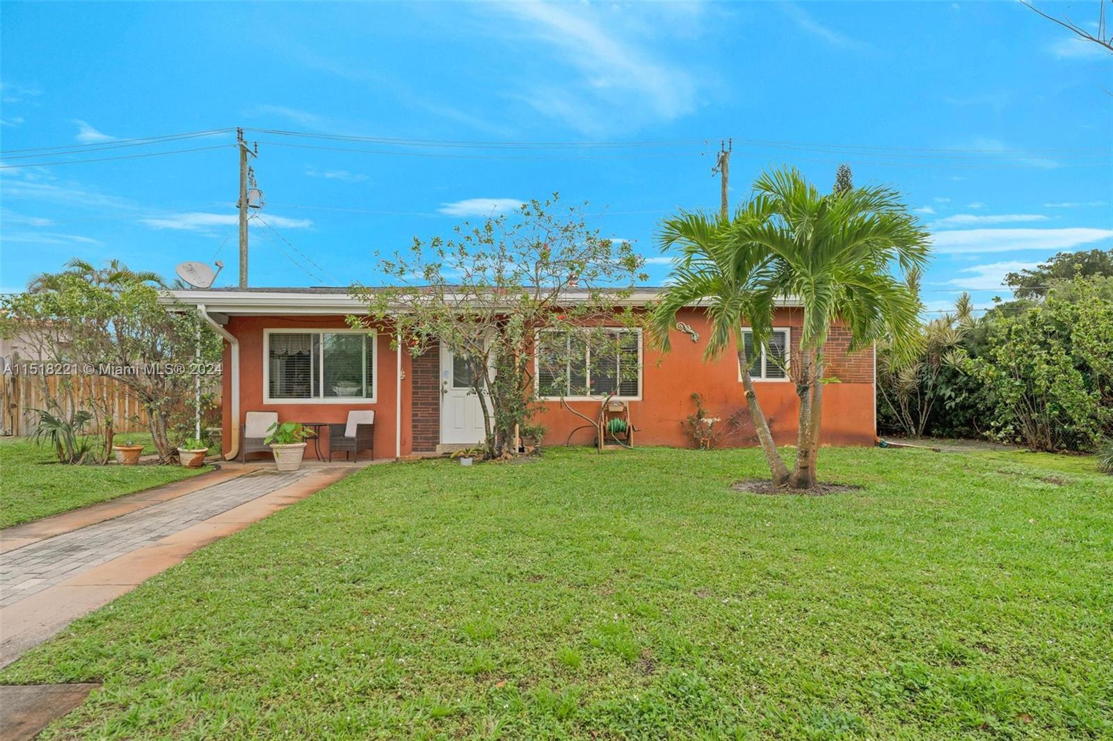 COLLIER MANOR 3RD ADD - Residential