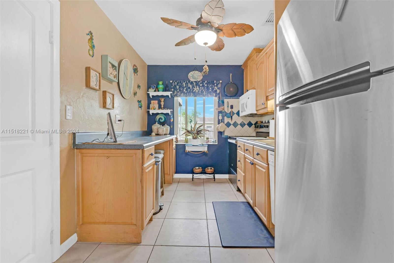 COLLIER MANOR 3RD ADD - Residential
