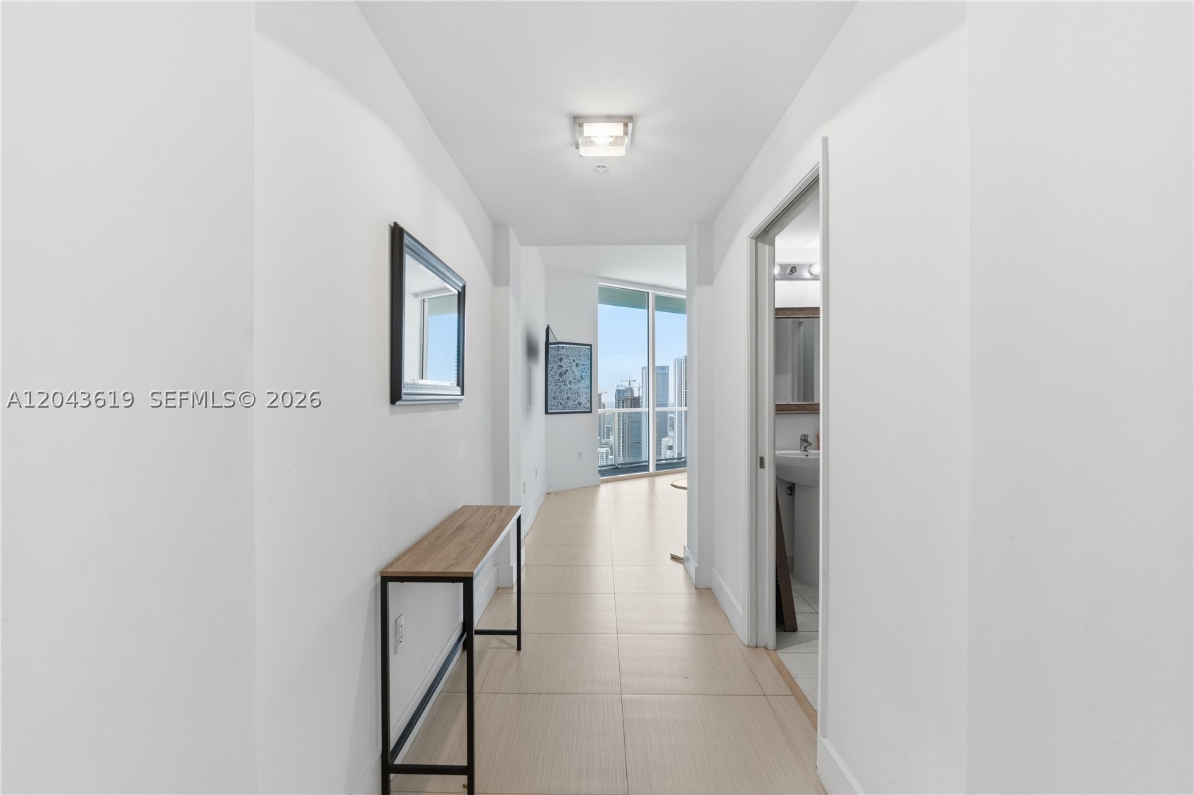 1900 N Bayshore Dr PH5006