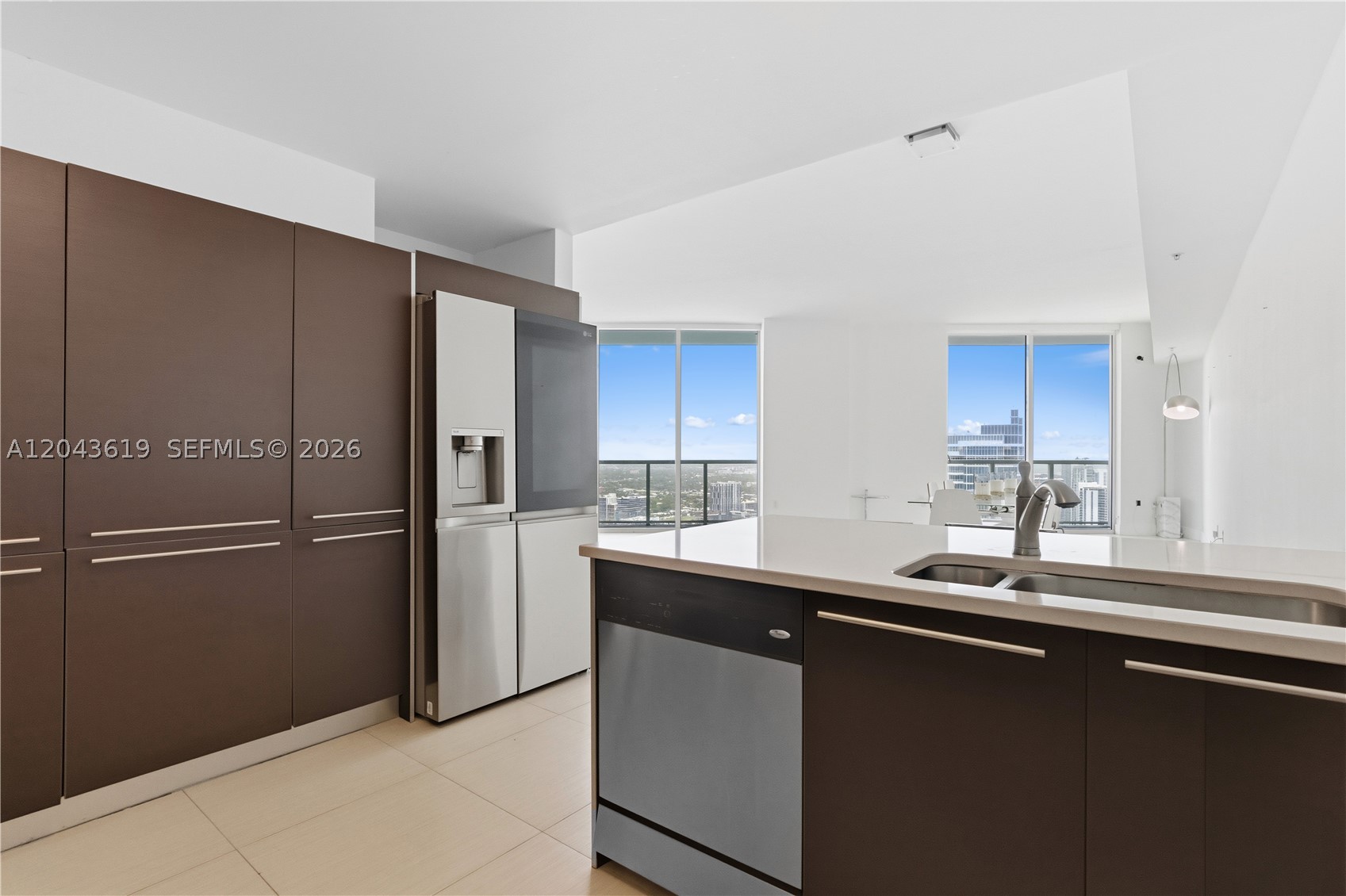 1900 N Bayshore Dr PH5006