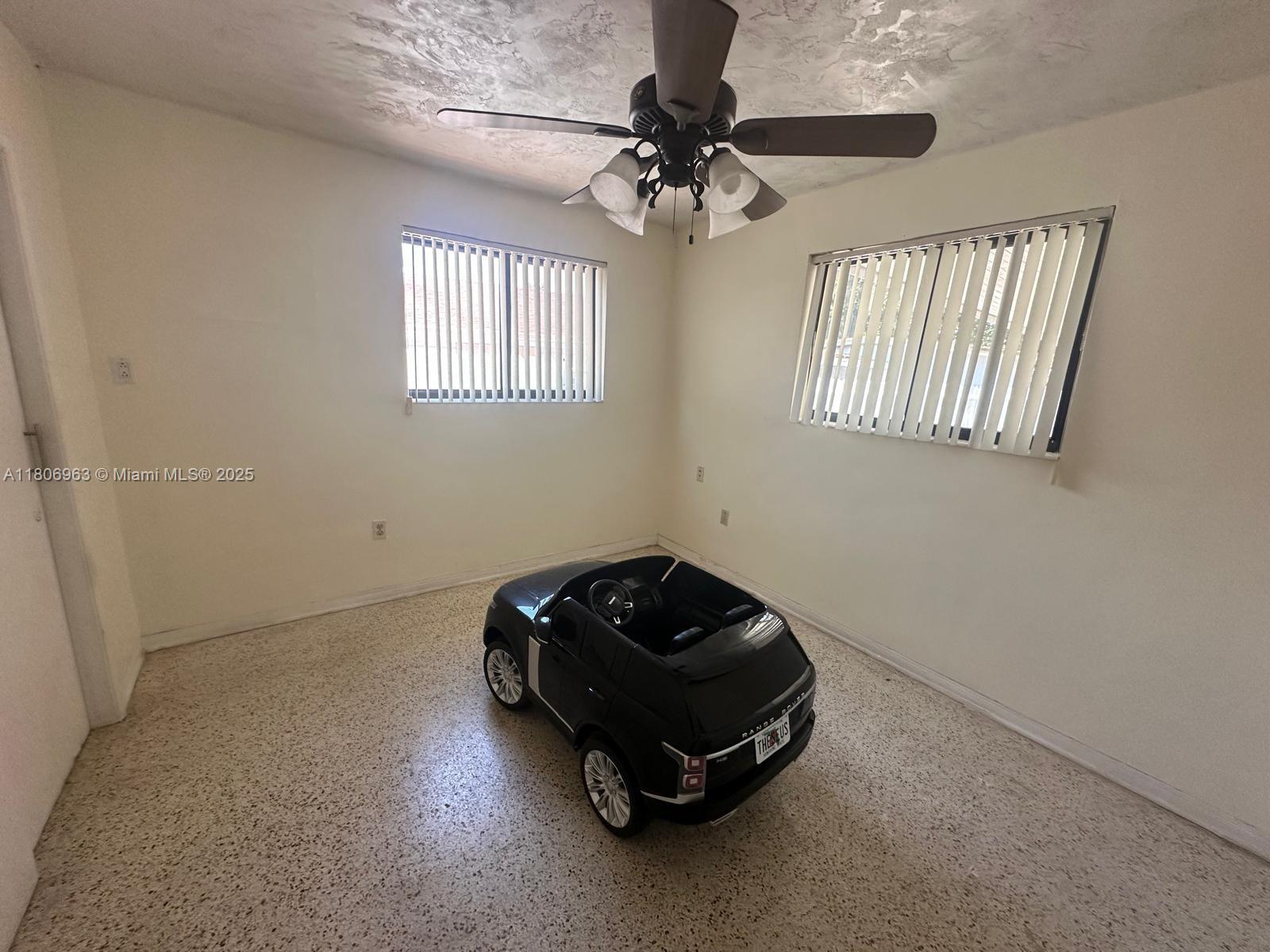 OPA LOCKA PL NO 3 - Residential