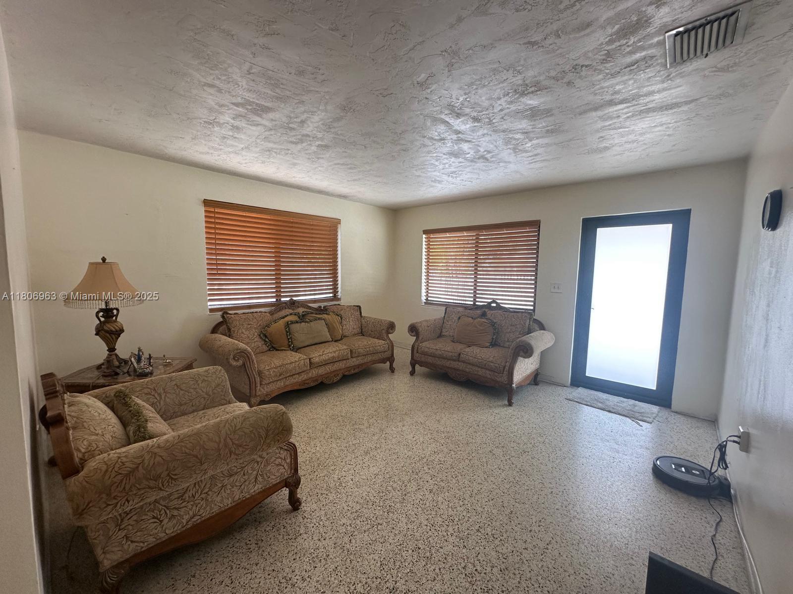 OPA LOCKA PL NO 3 - Residential