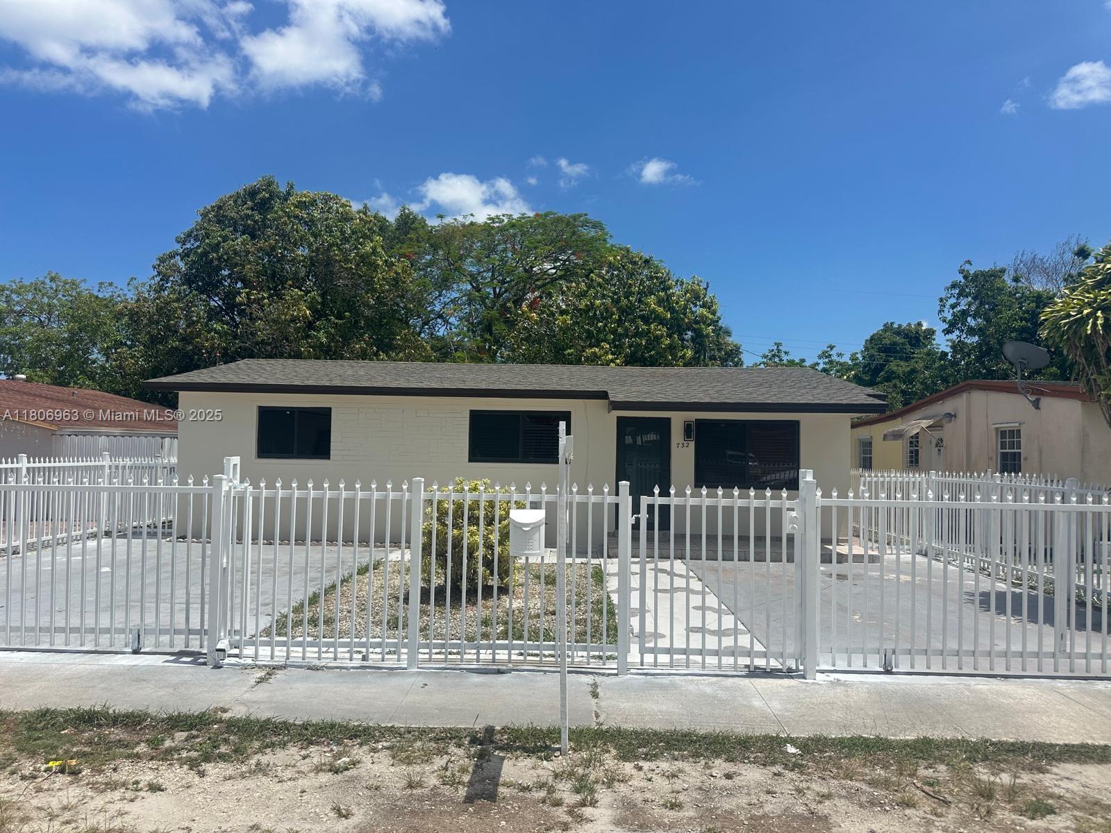 OPA LOCKA PL NO 3 - Residential