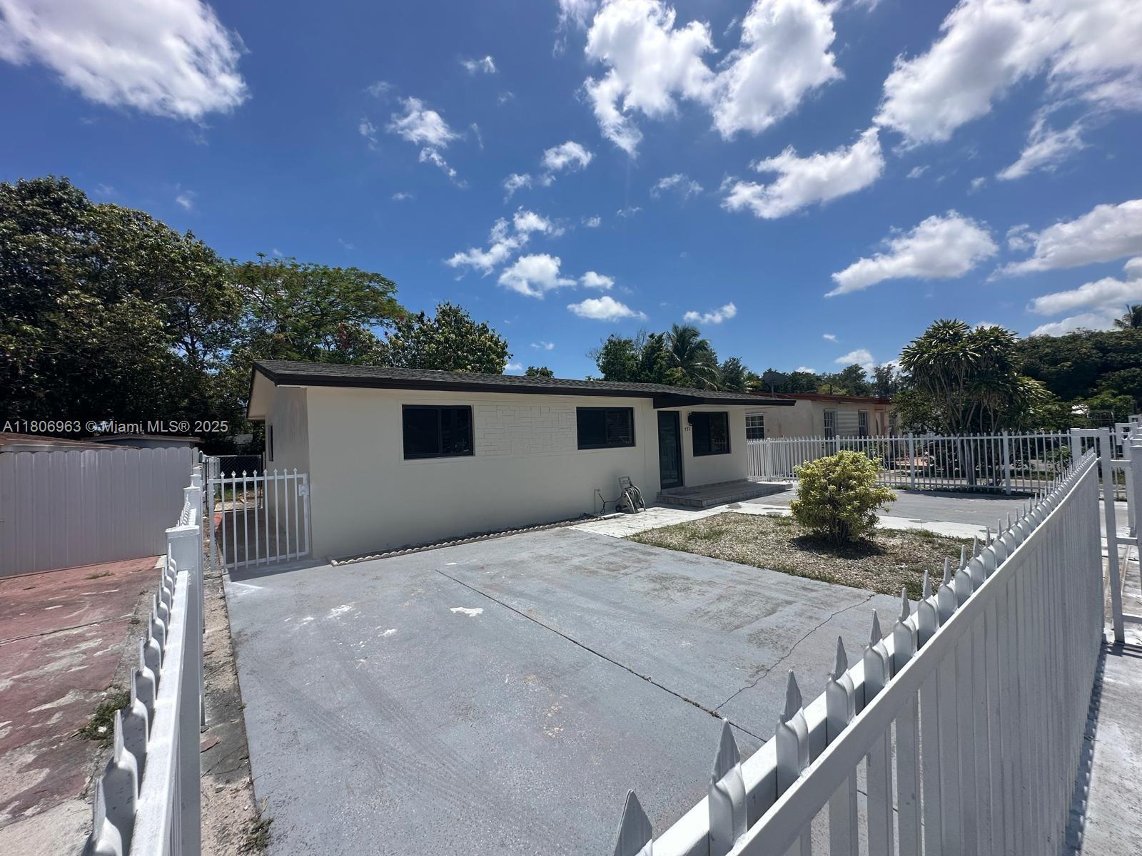 OPA LOCKA PL NO 3 - Residential