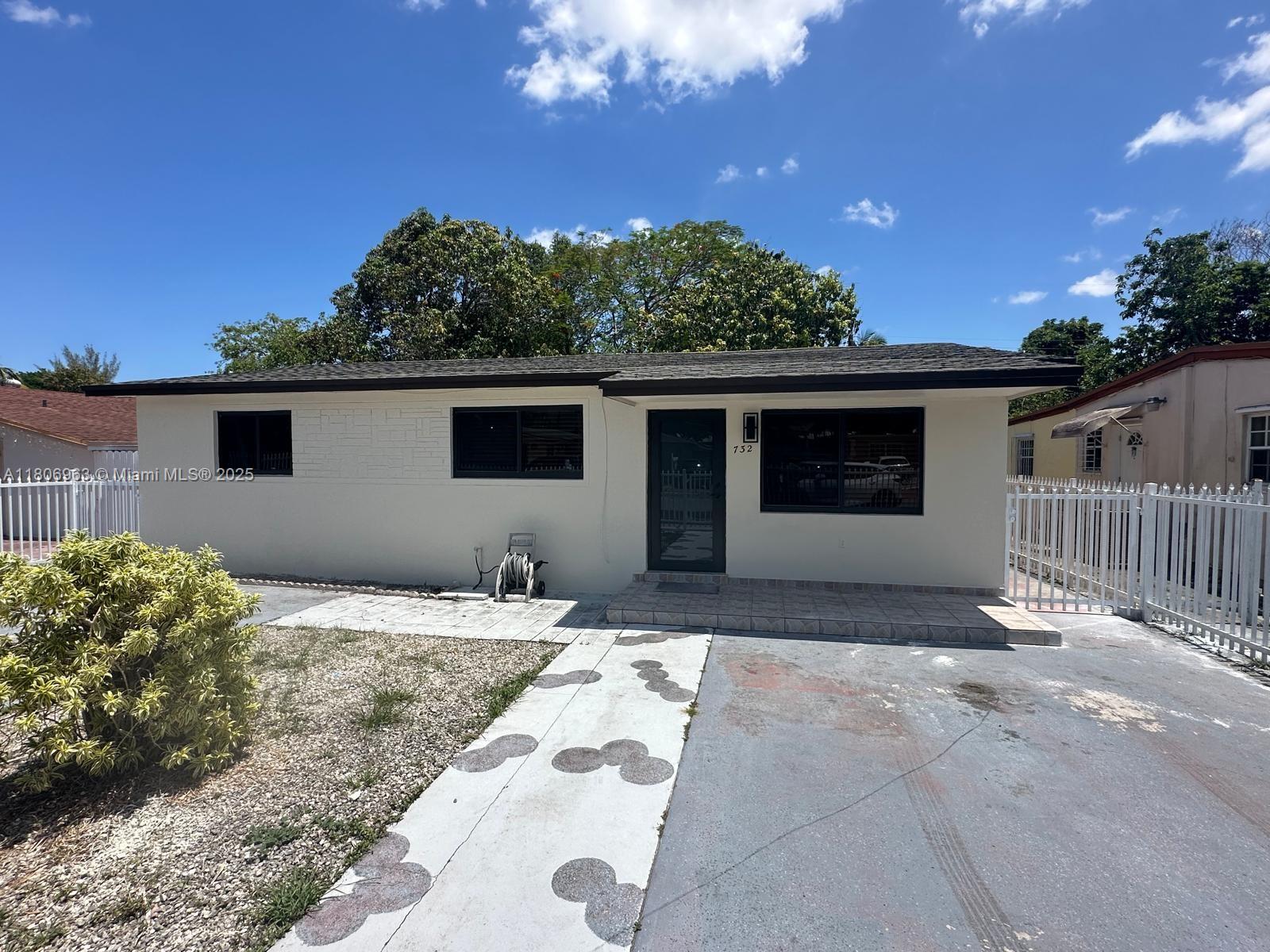 OPA LOCKA PL NO 3 - Residential
