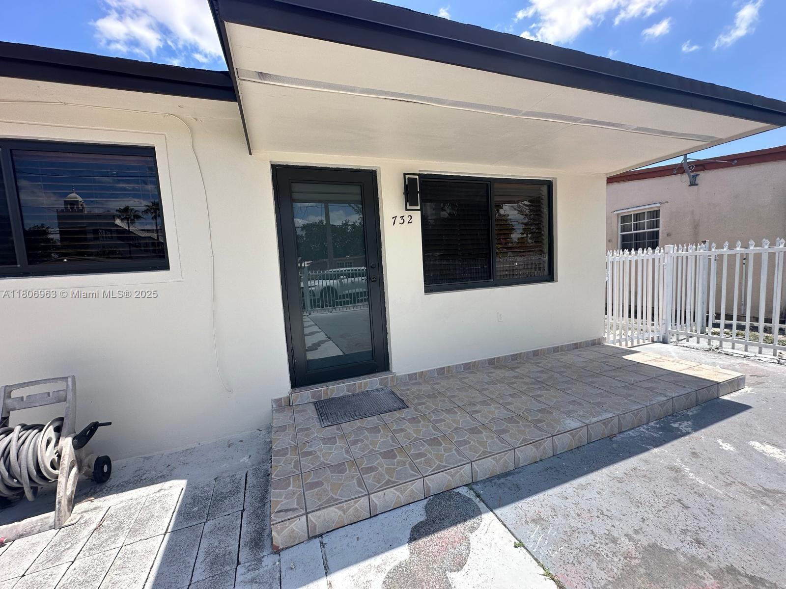732 Burlington St, Opa-Locka, Miami-Dade County, Florida - 3 Bedrooms  
2 Bathrooms - 