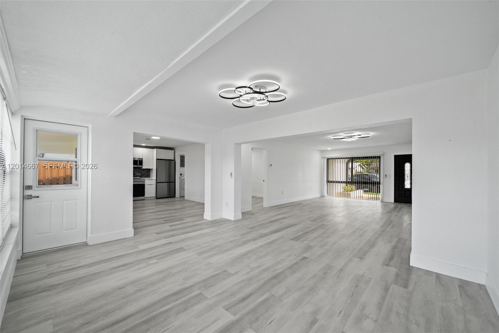 SUNRISE GOLF VILLAGE SEC - Residential