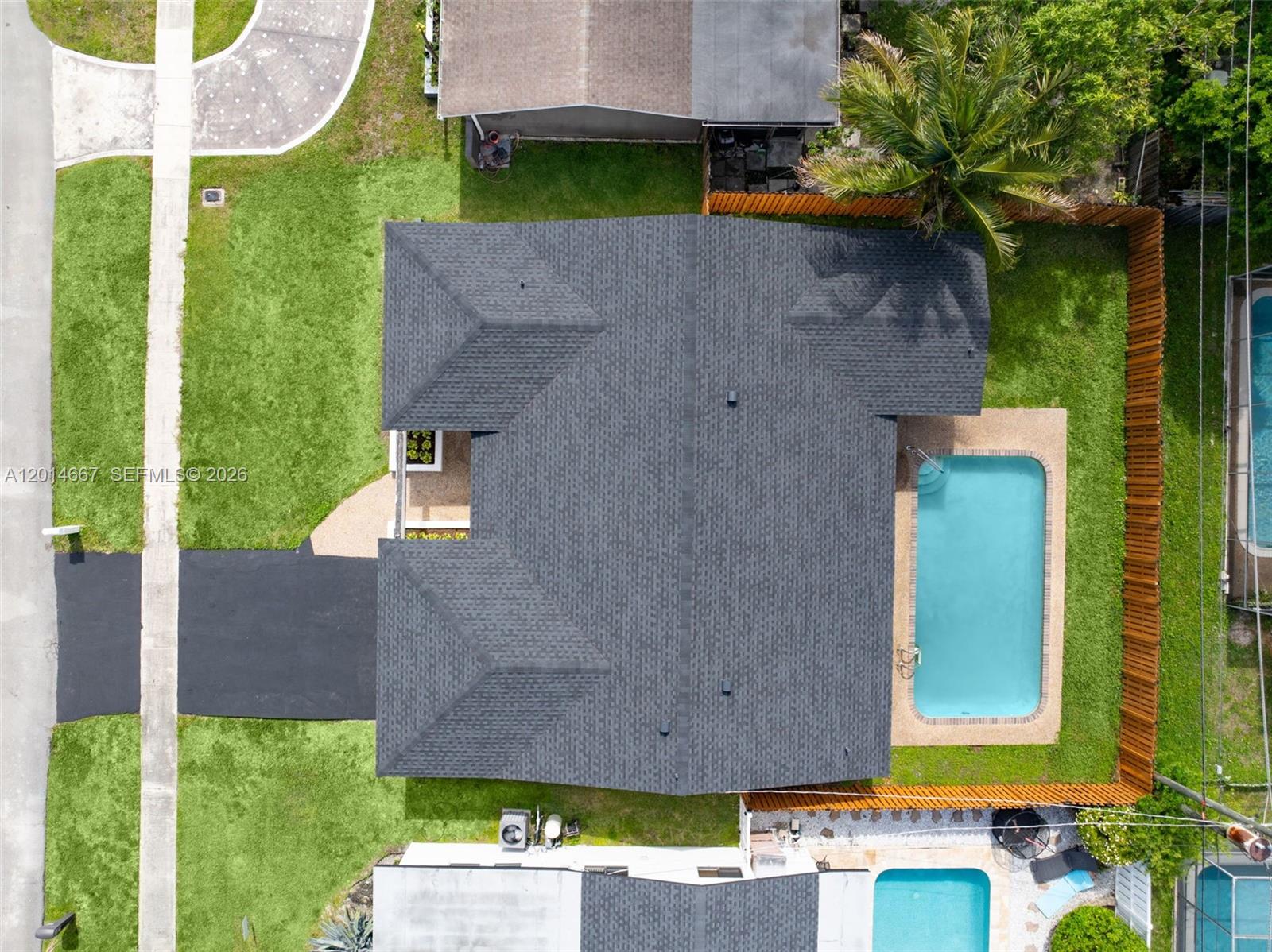 SUNRISE GOLF VILLAGE SEC - Residential