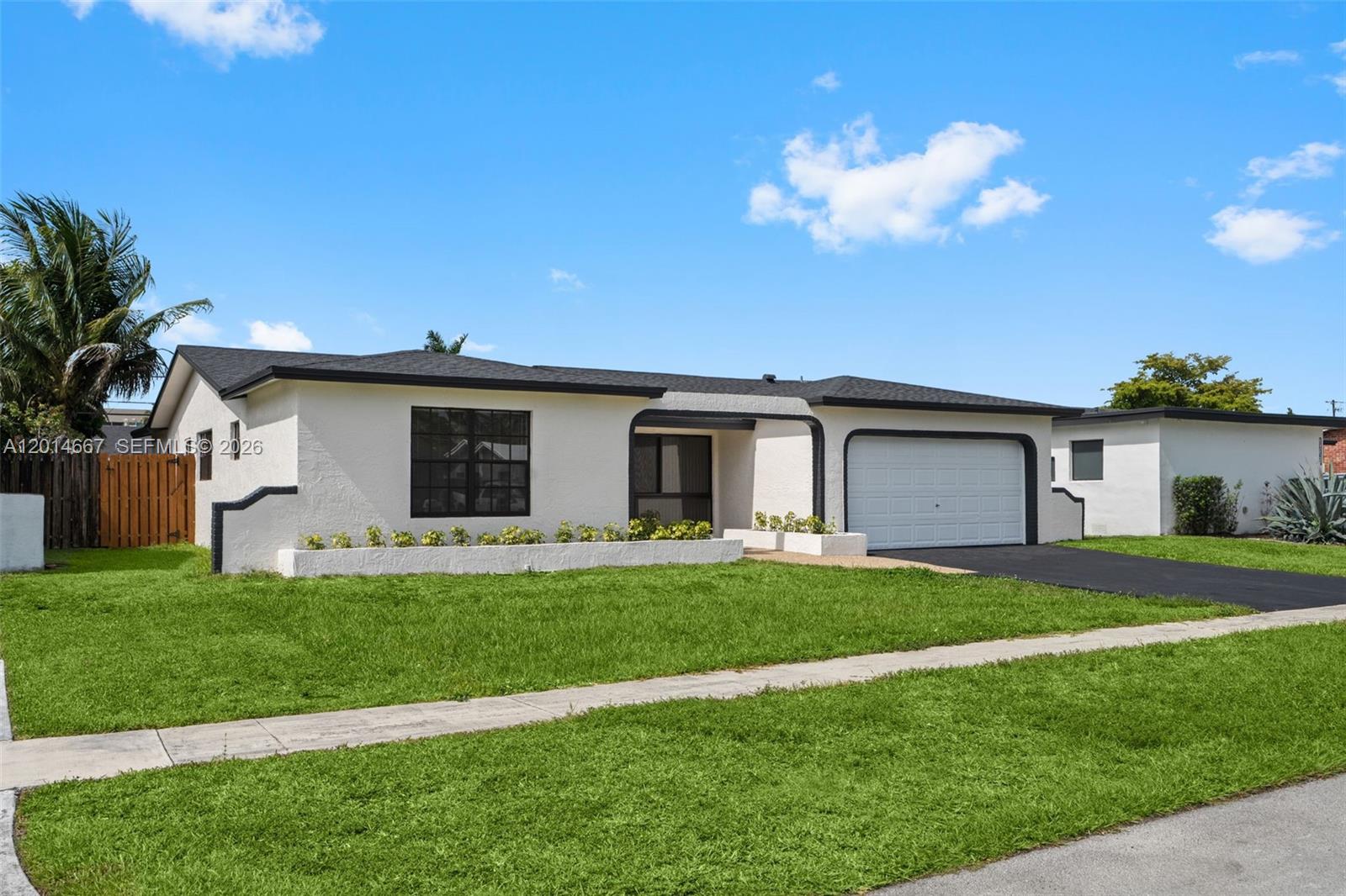 10171 NW 24th St