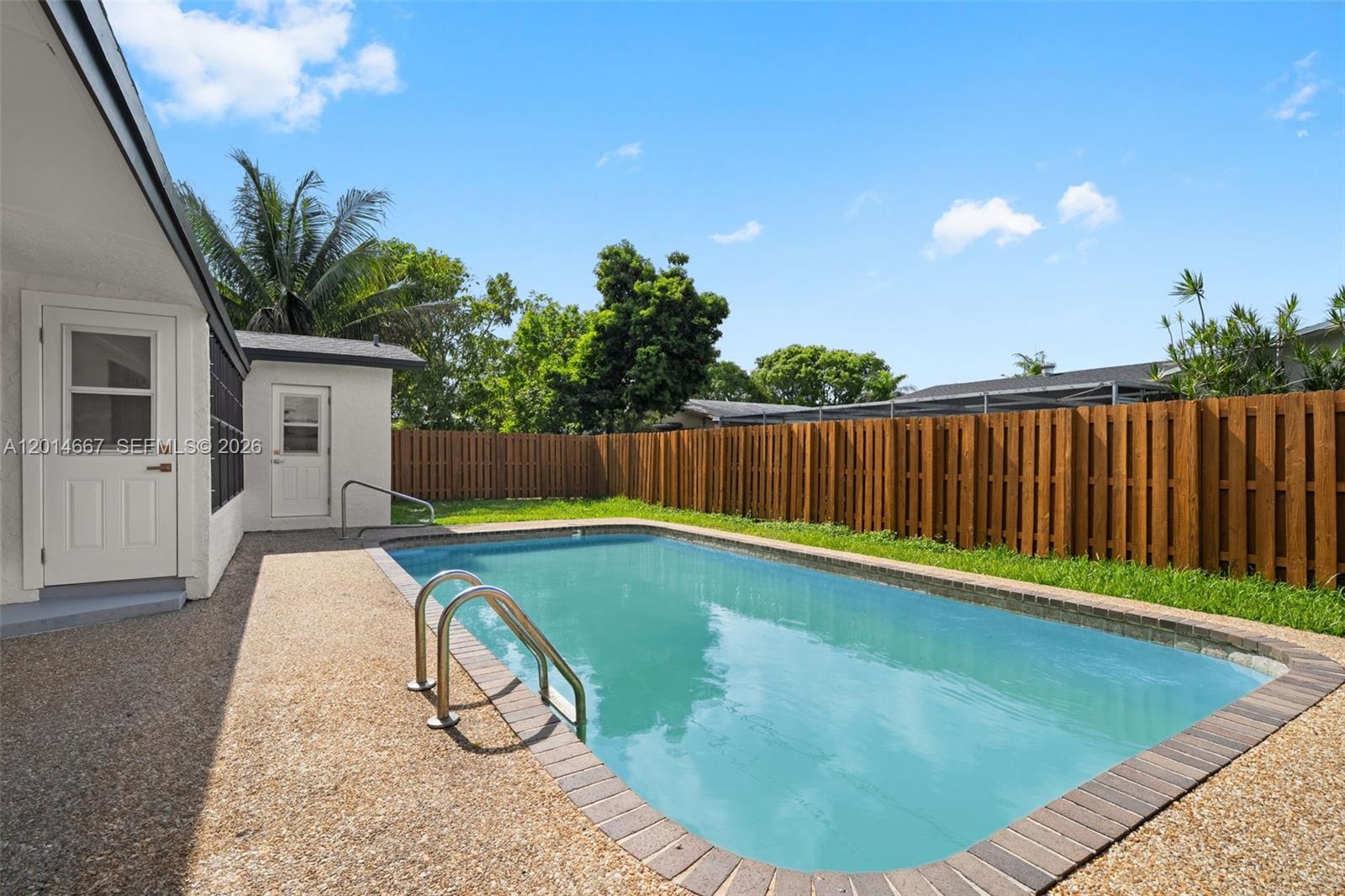SUNRISE GOLF VILLAGE SEC - Residential