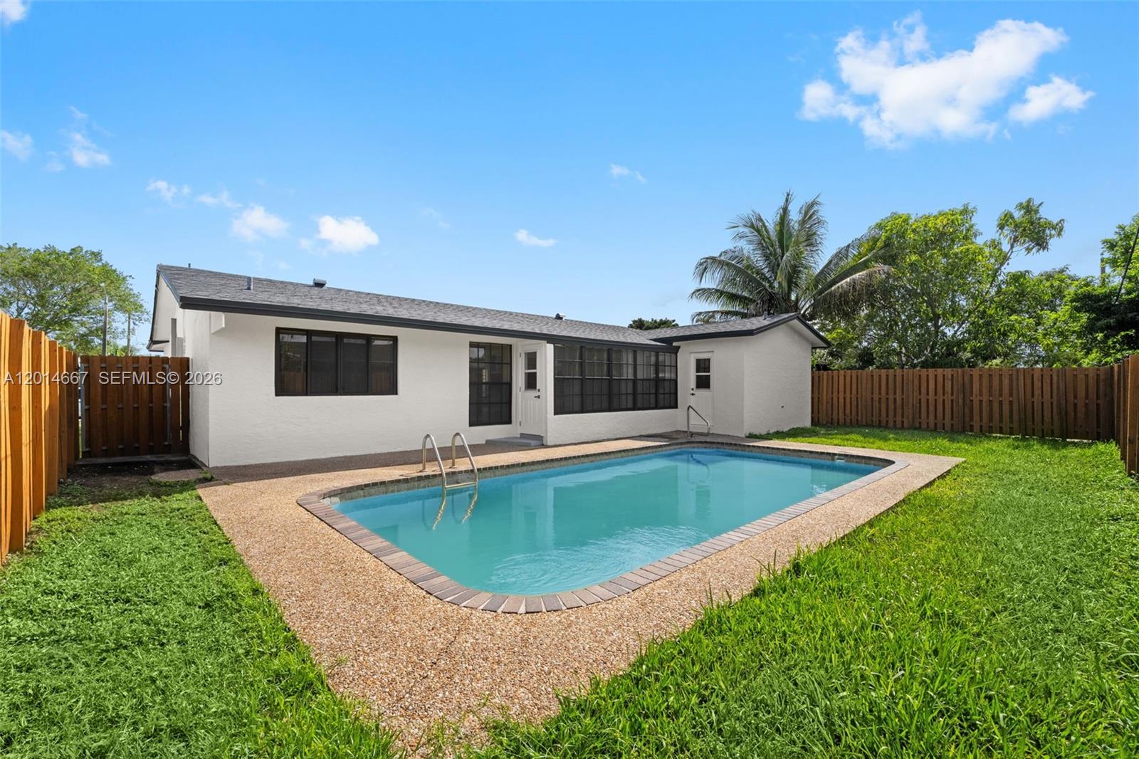SUNRISE GOLF VILLAGE SEC - Residential