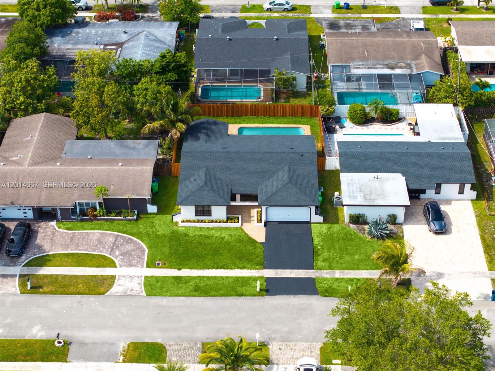 SUNRISE GOLF VILLAGE SEC - Residential