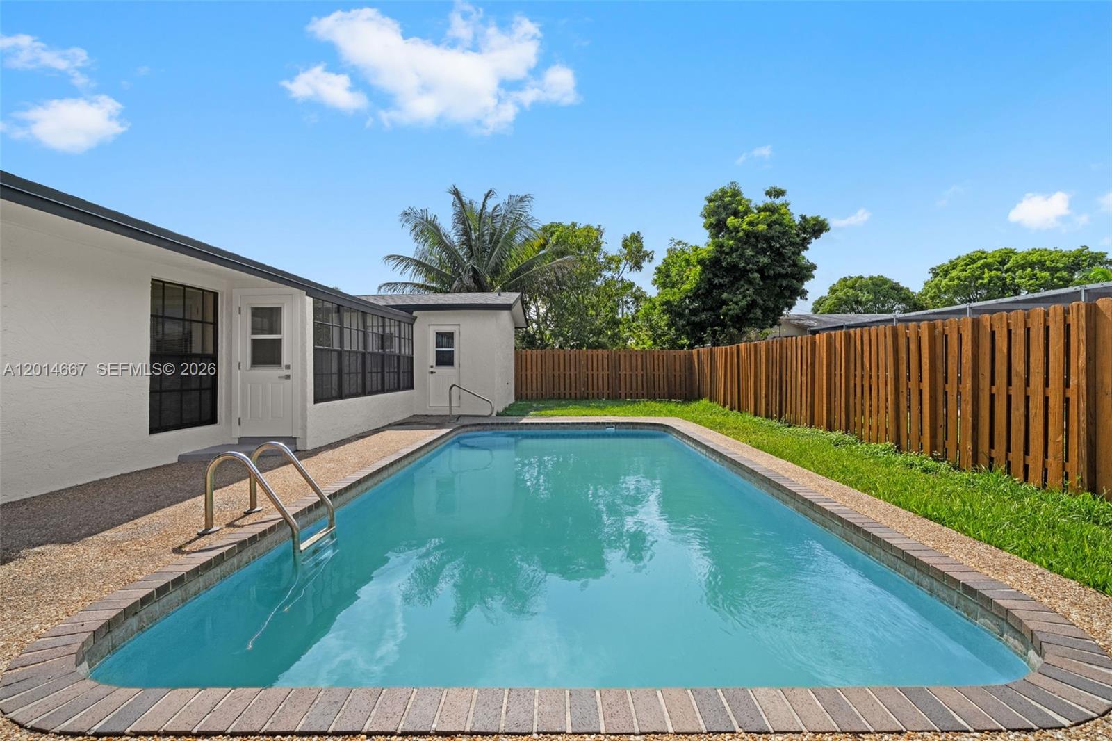 SUNRISE GOLF VILLAGE SEC - Residential
