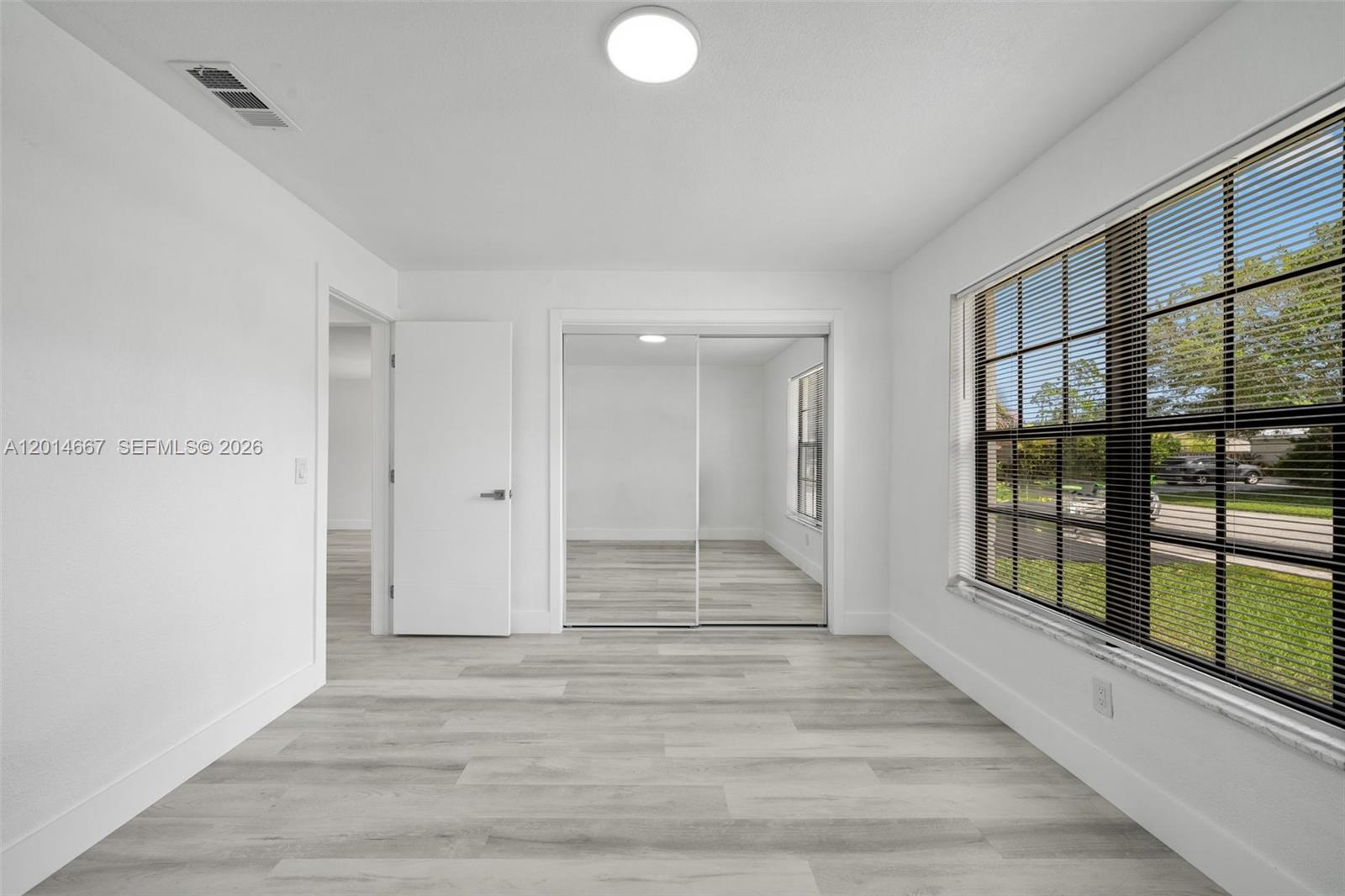 SUNRISE GOLF VILLAGE SEC - Residential
