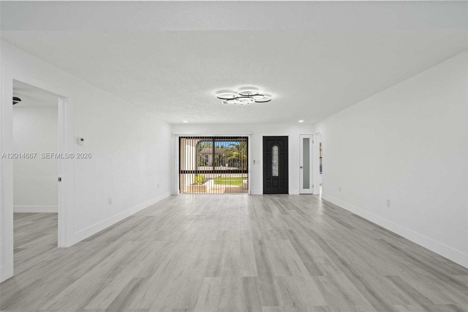 SUNRISE GOLF VILLAGE SEC - Residential