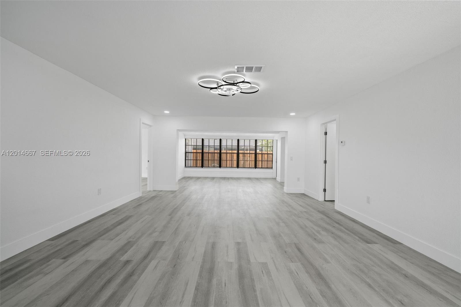 SUNRISE GOLF VILLAGE SEC - Residential