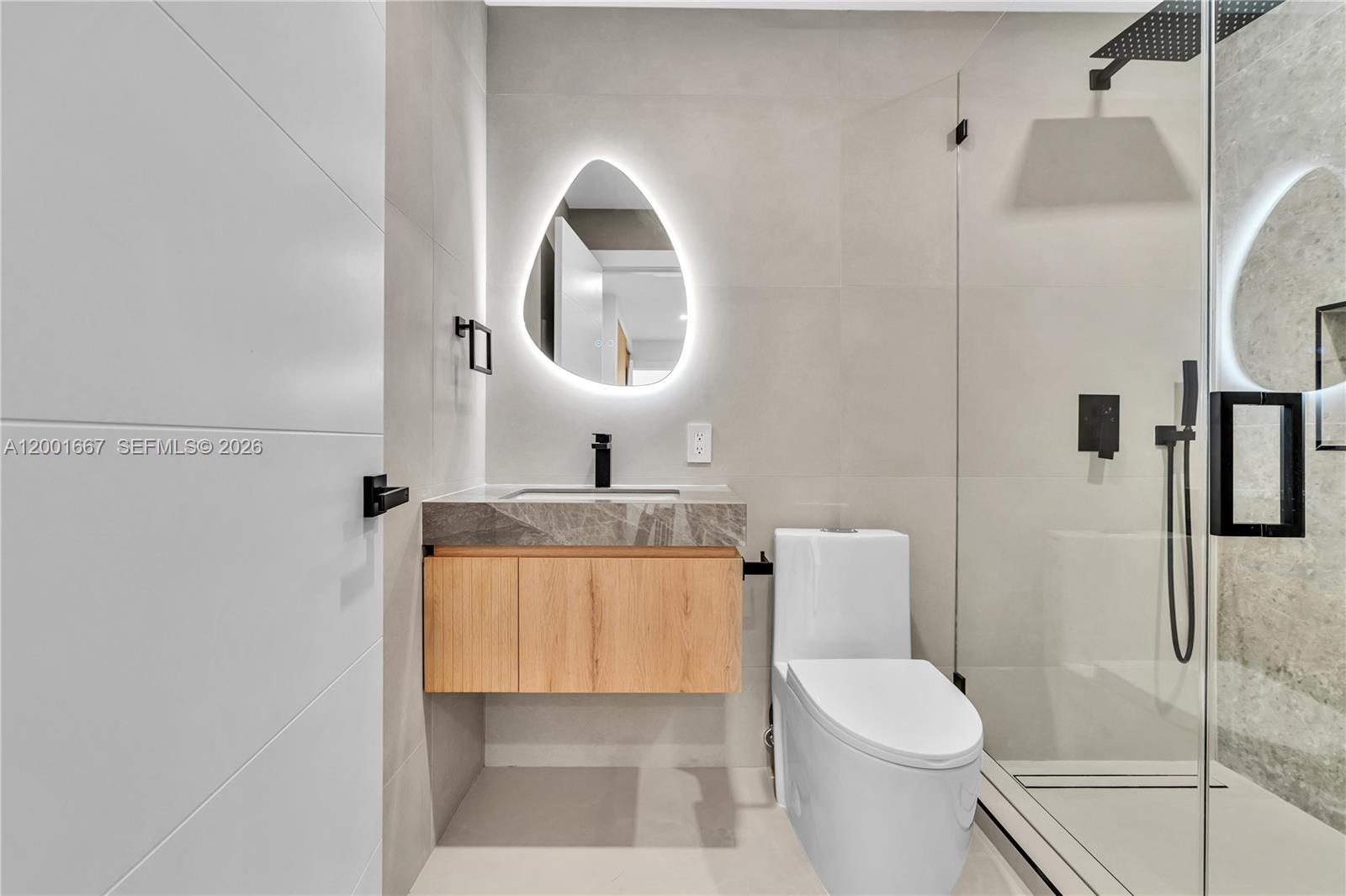 BANYAN OAKRIDGE PLAT - Residential Lease