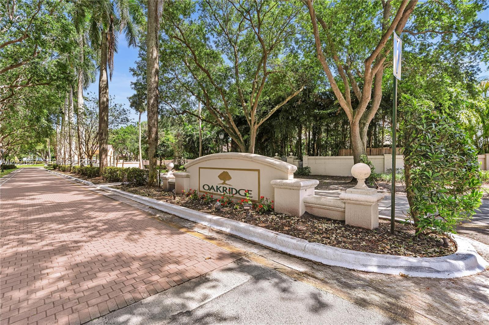 BANYAN OAKRIDGE PLAT - Residential Lease