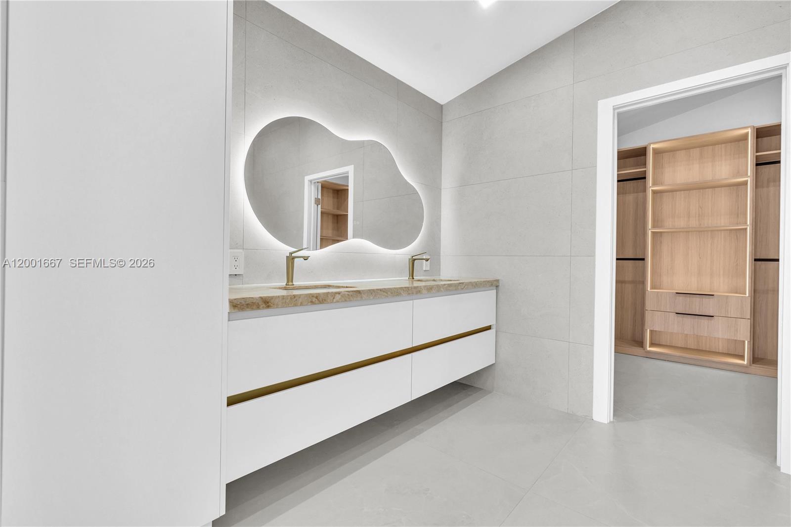 BANYAN OAKRIDGE PLAT - Residential Lease