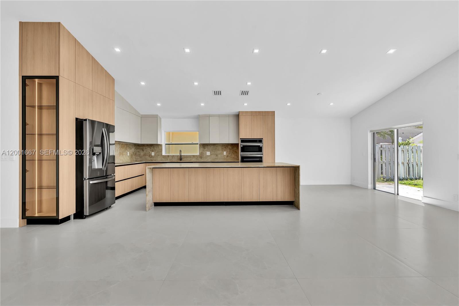 BANYAN OAKRIDGE PLAT - Residential Lease