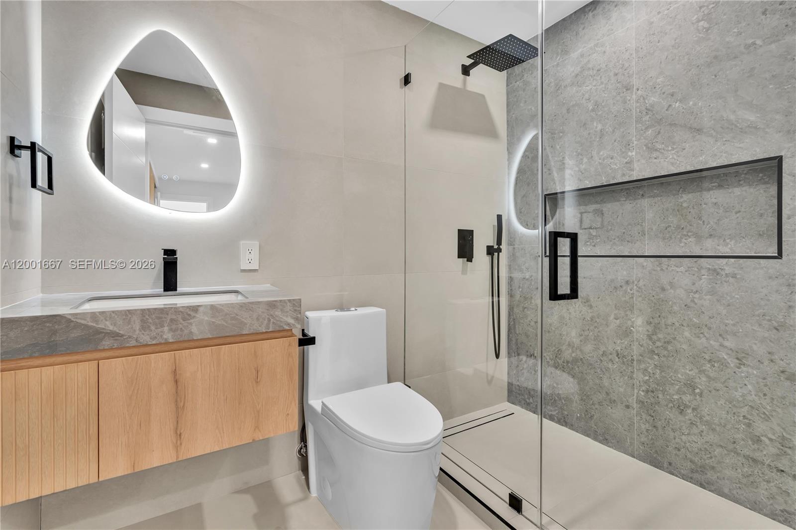 BANYAN OAKRIDGE PLAT - Residential Lease