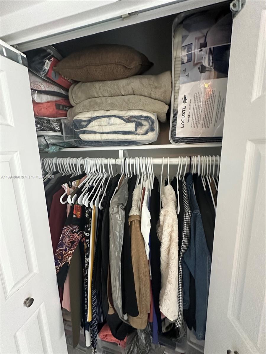 ARLEN HOUSE EAST CONDO - Residential