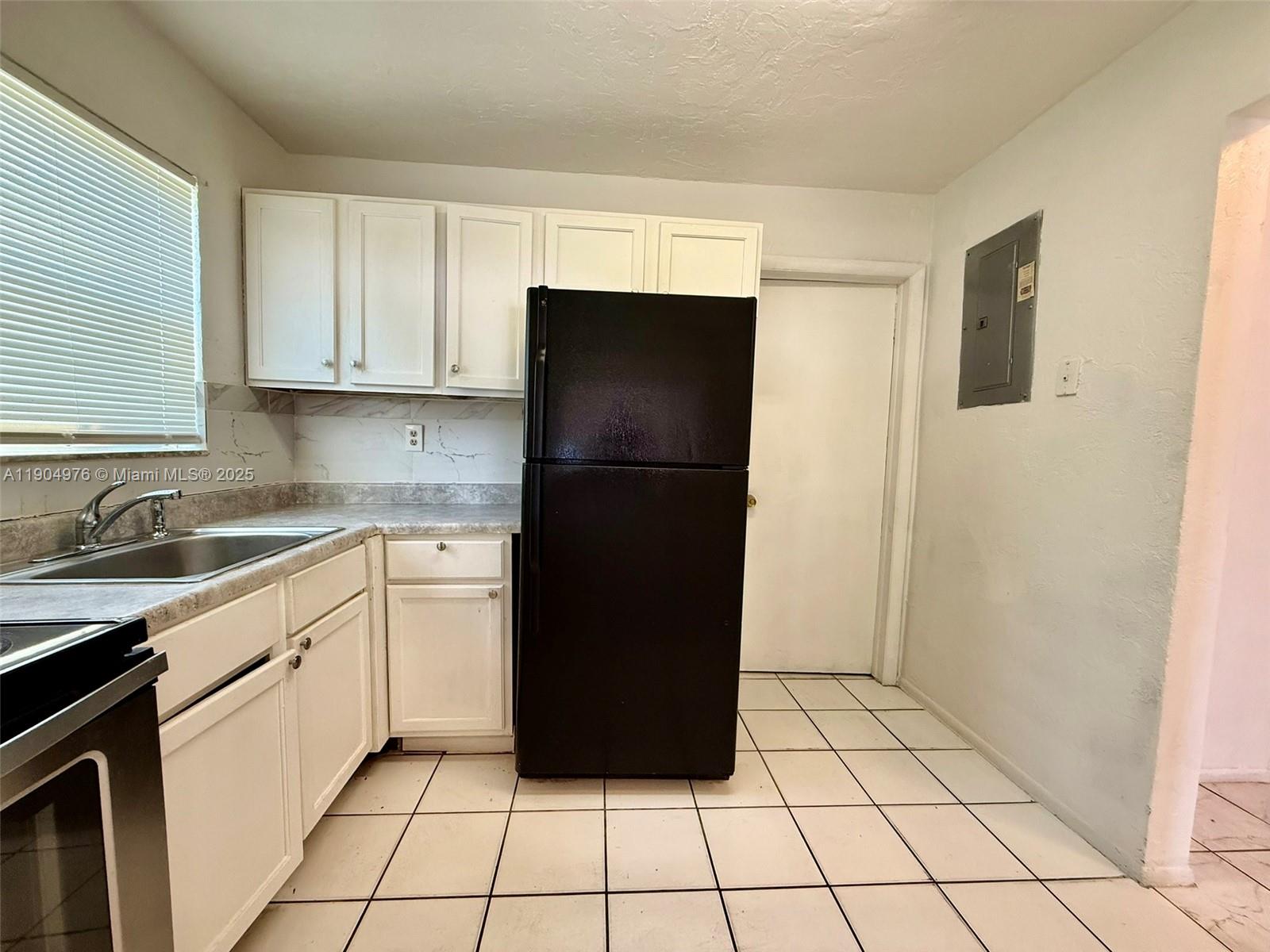 ROCK HILL SEC - Residential Lease