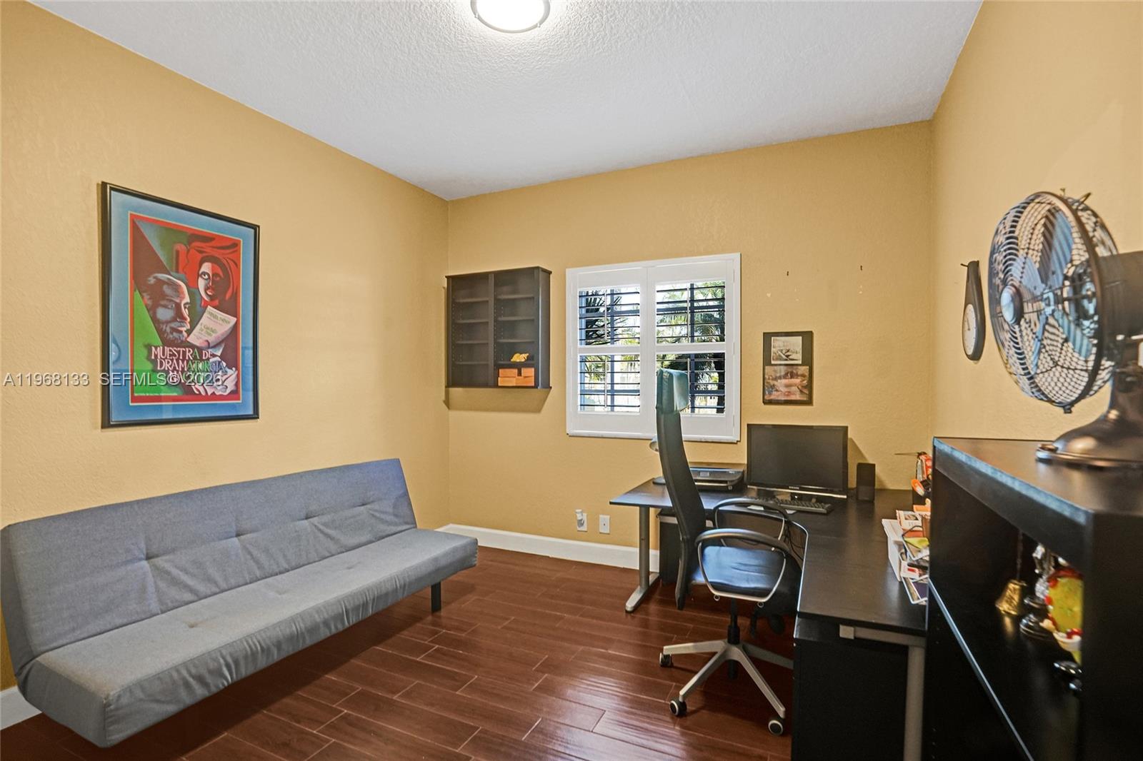 WASHINGTON PALMS CONDO - Residential