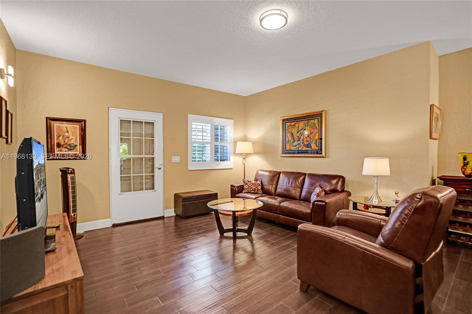 WASHINGTON PALMS CONDO - Residential