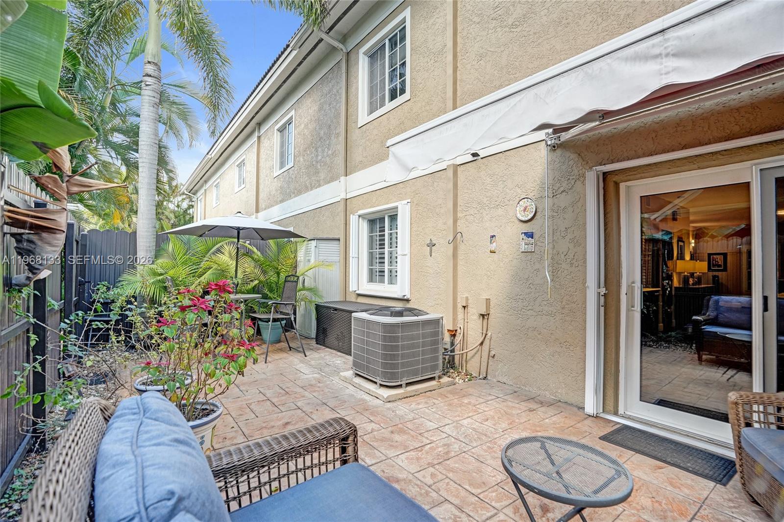 WASHINGTON PALMS CONDO - Residential