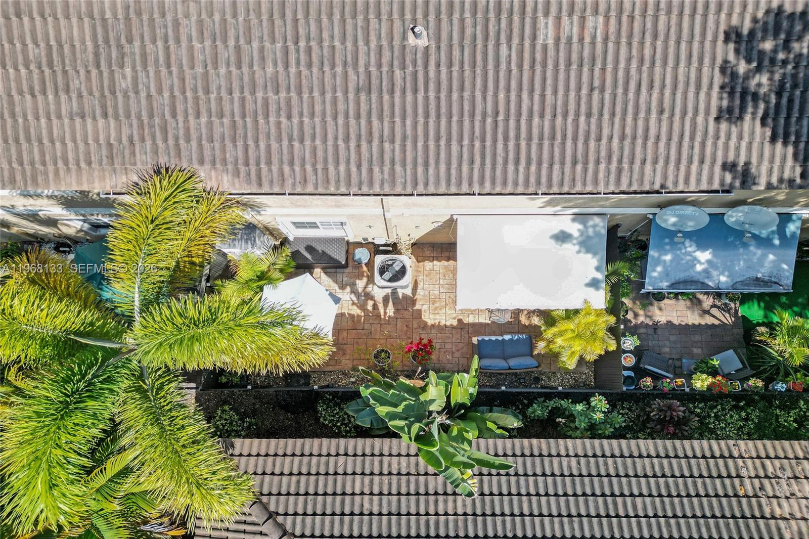 WASHINGTON PALMS CONDO - Residential