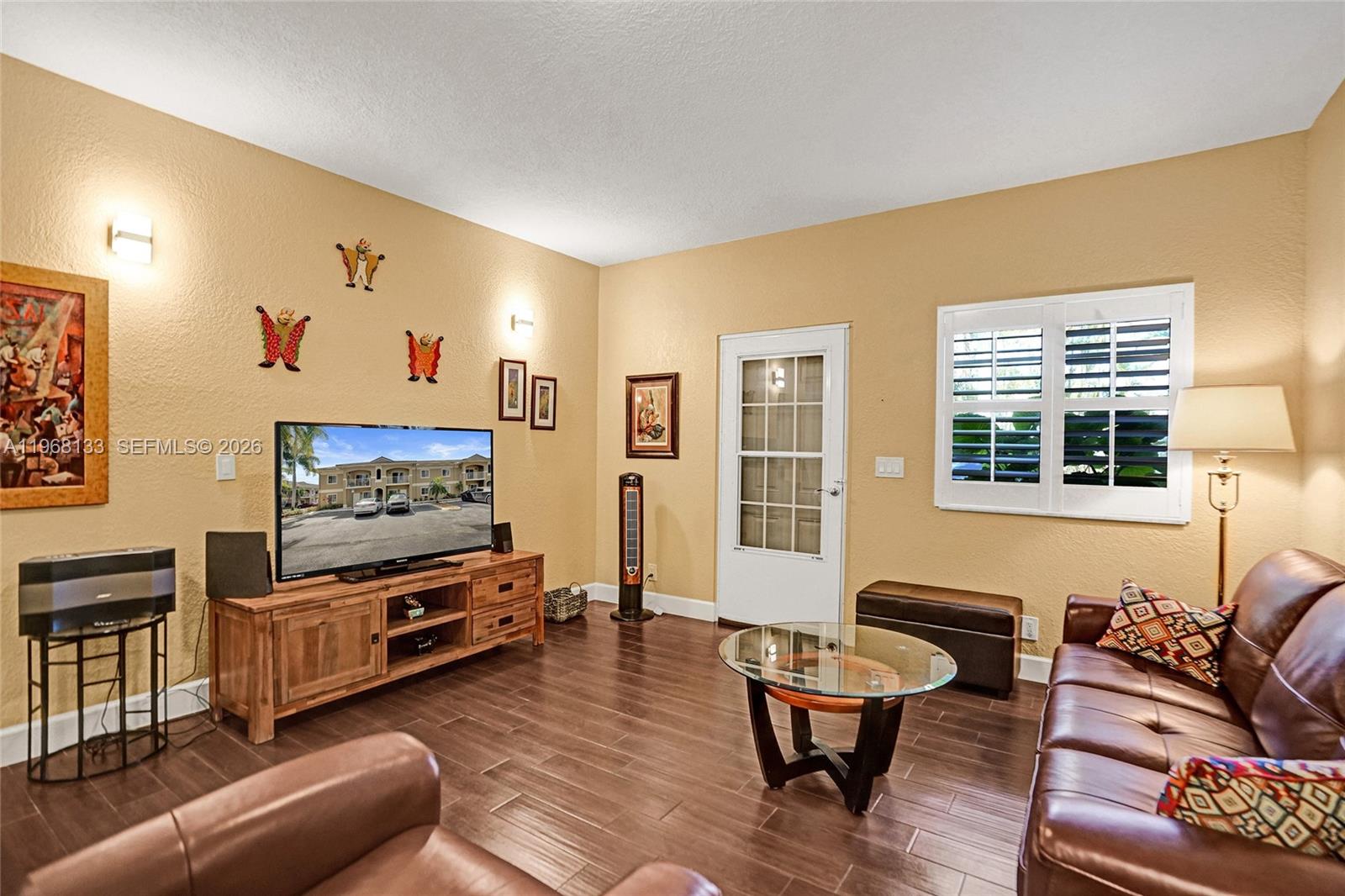 WASHINGTON PALMS CONDO - Residential