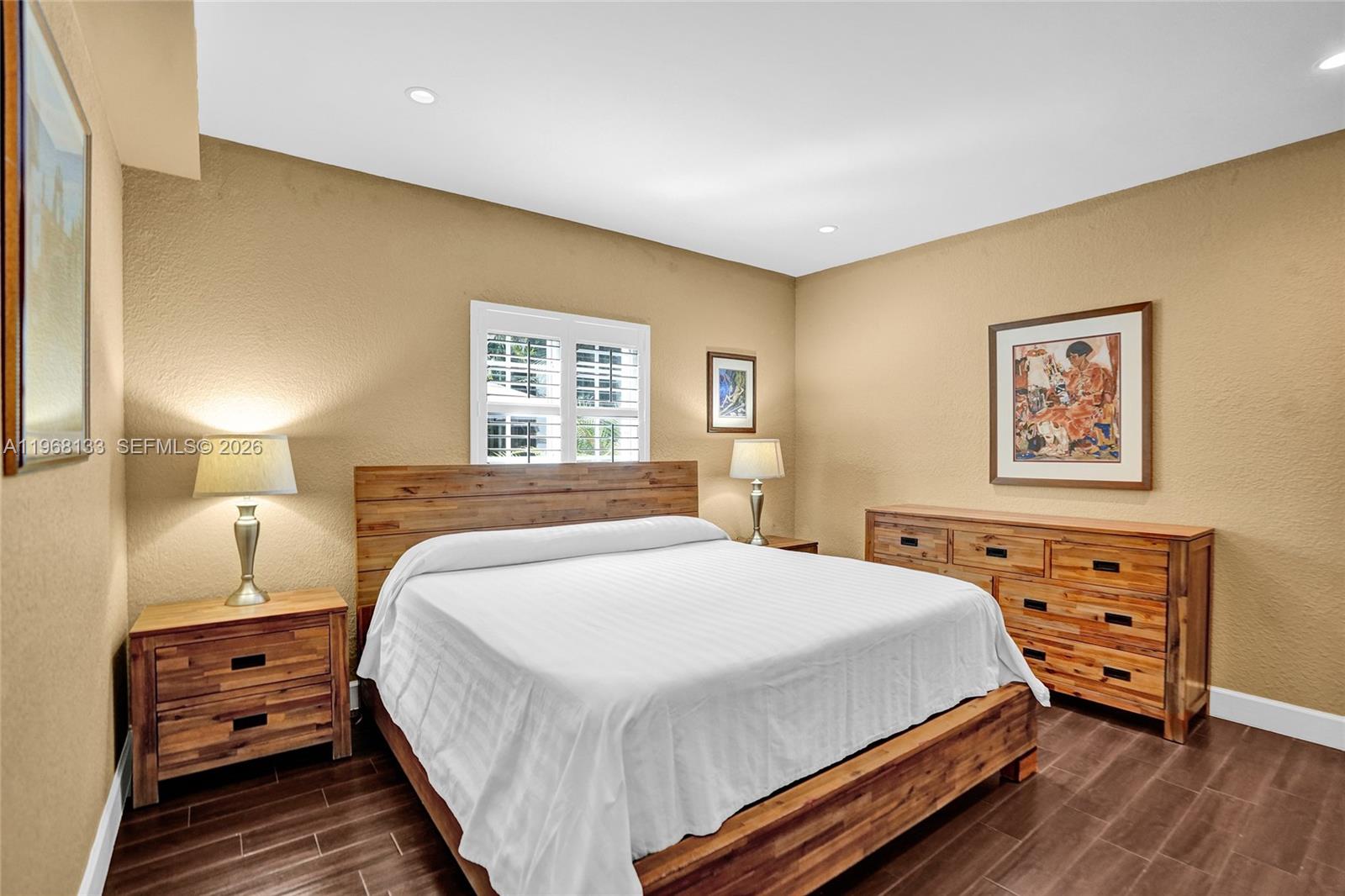 WASHINGTON PALMS CONDO - Residential