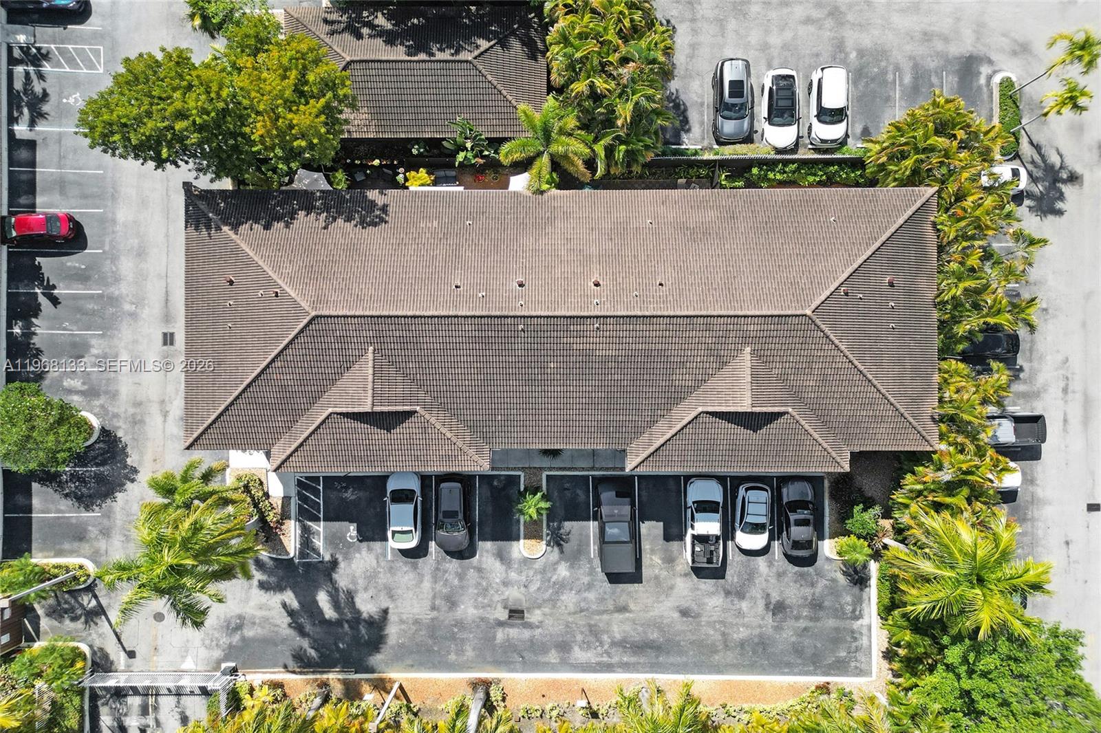 WASHINGTON PALMS CONDO - Residential