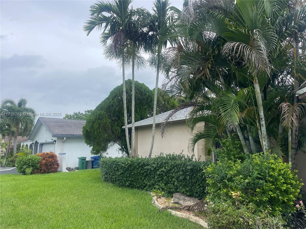 Photo of 2703 NW 98th Ln #1, Coral Springs, FL 33065 (MLS # A11725764)