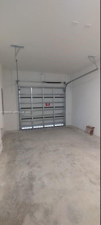 LOS CAYOS - Residential Lease