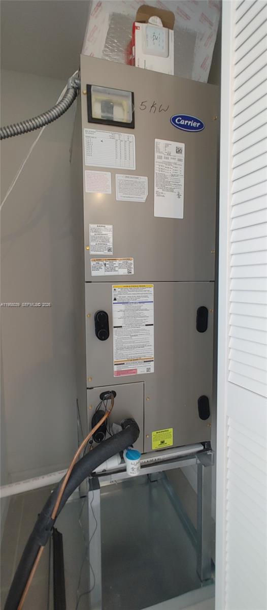 LOS CAYOS - Residential Lease