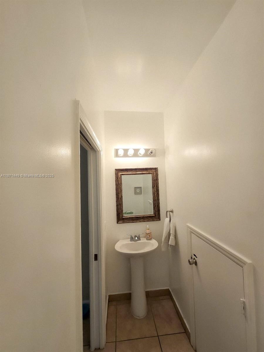 VILLAS AT PORTOFINO EAST - Residential