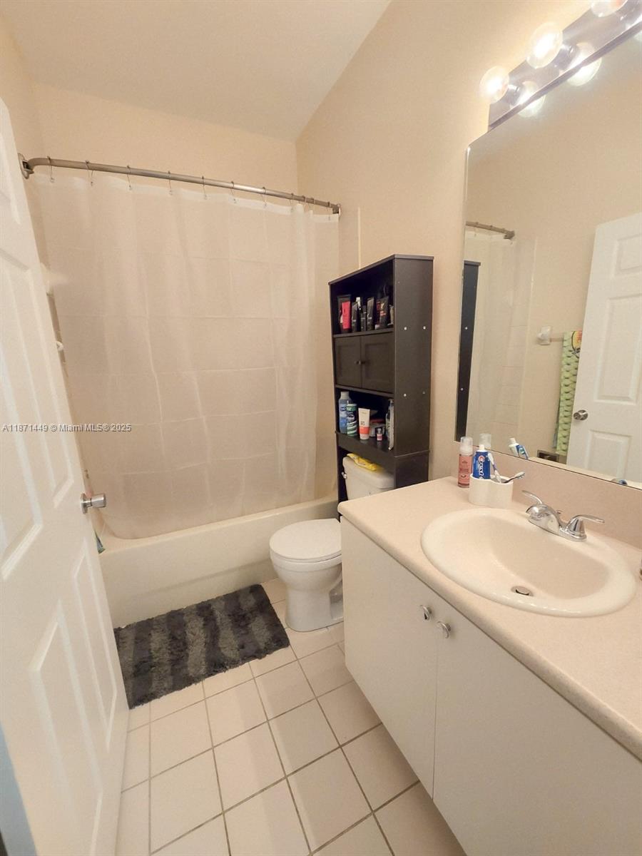 VILLAS AT PORTOFINO EAST - Residential