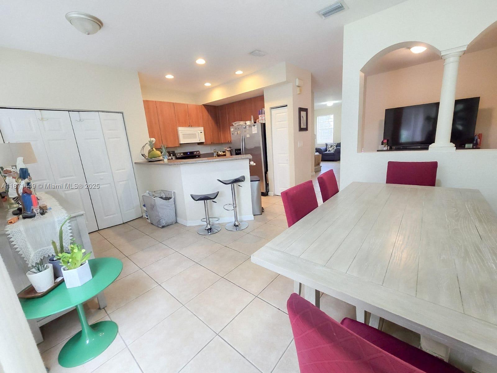 VILLAS AT PORTOFINO EAST - Residential