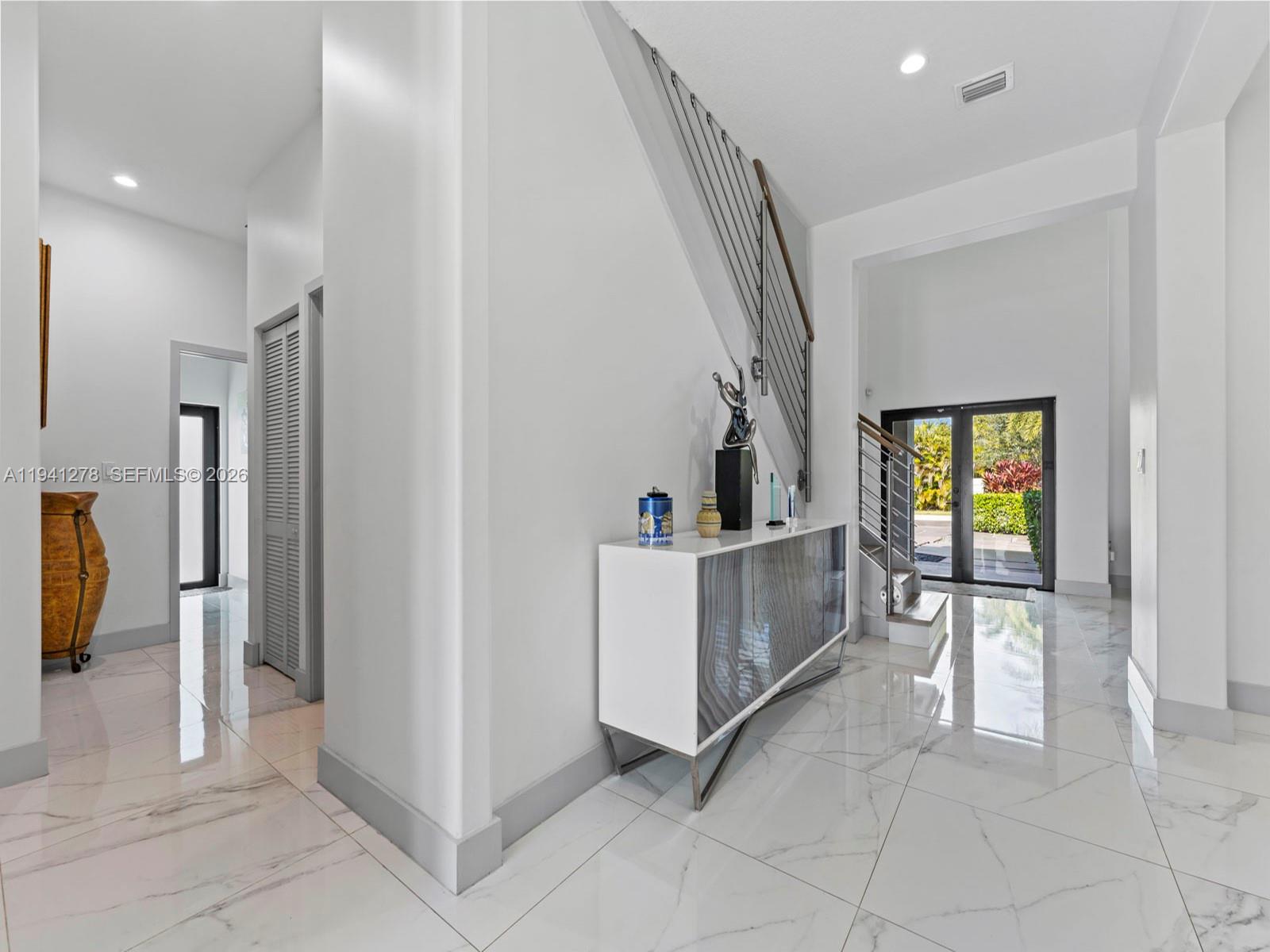 REDLAND ACRES AVOCADO HOM - Residential